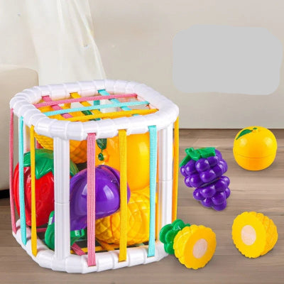 Cube d'activité pour tout petits cube arc en ciel