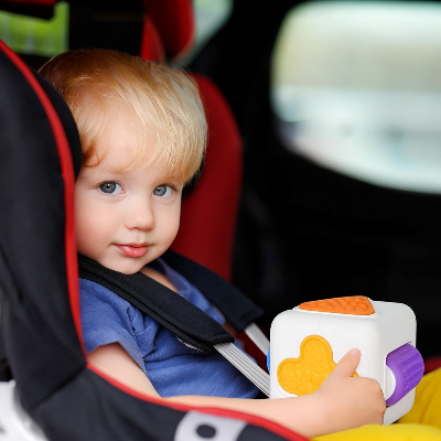 Cube de motricité bébé pour un voyage au calme