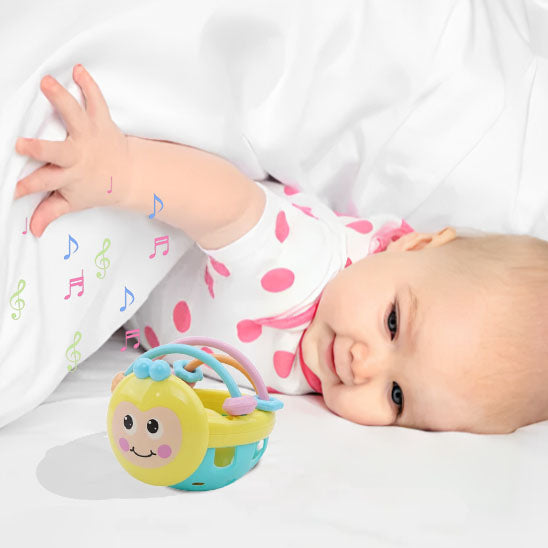 Le hochet bebe stimule l'effort motrice