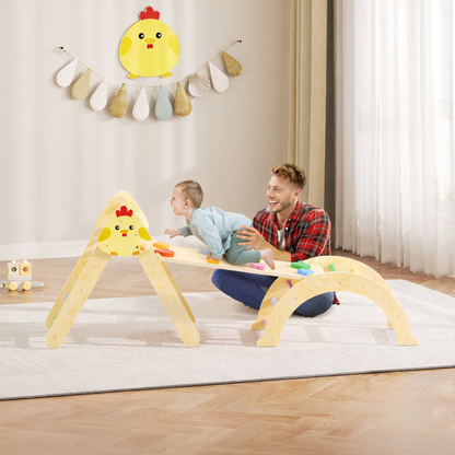 Aider le tout petit à faire ses premiers grimpettes grâce au parcours motricité bébé