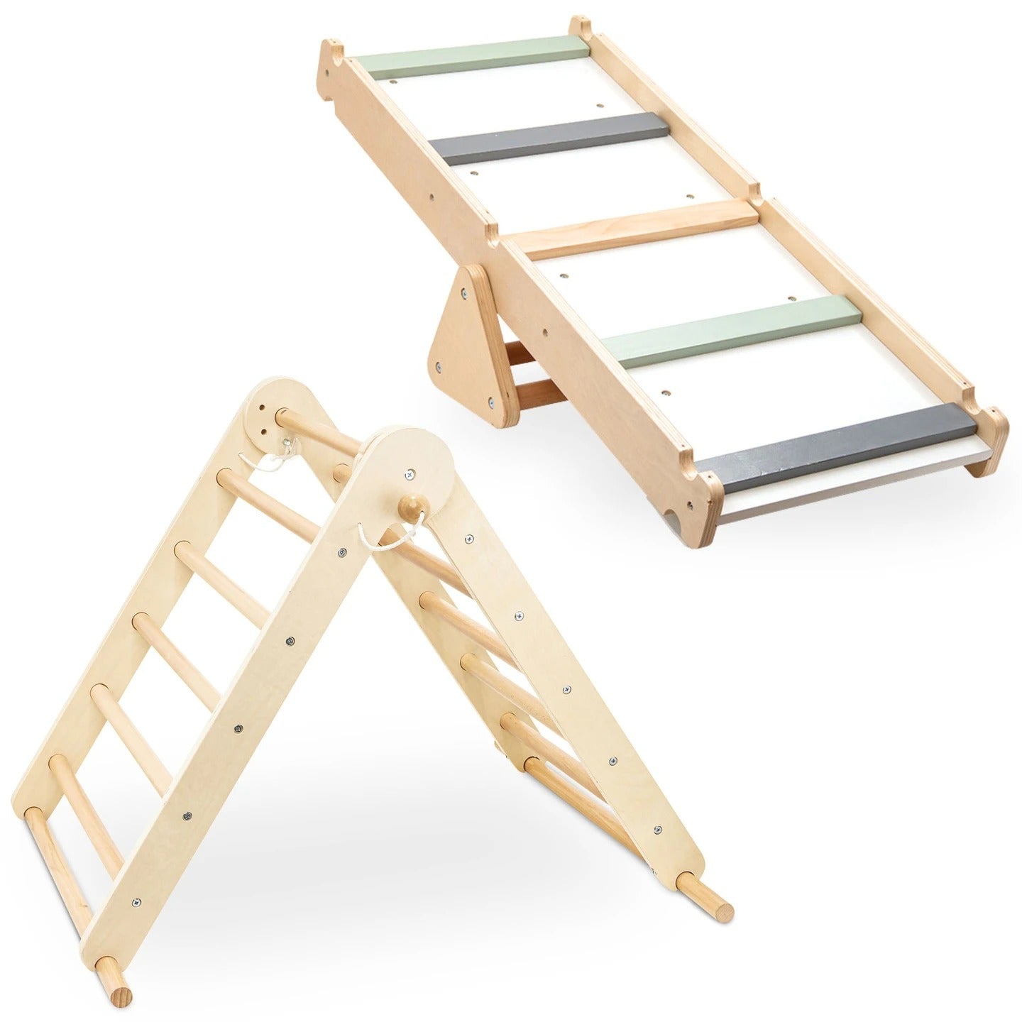 Parcours motricité bébé bois commence avec un simple triangle