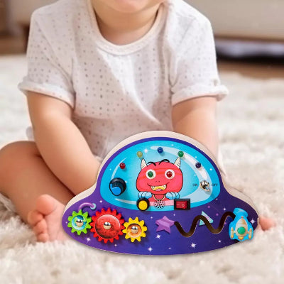Tableau Montessori-OVNI, un vaisseau spatial miniature pour les petites mains