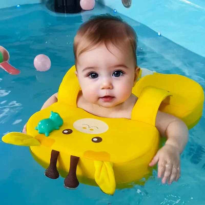 Une autonomie aquatique stimulée  des premiers mois avec la bouee piscine bebe