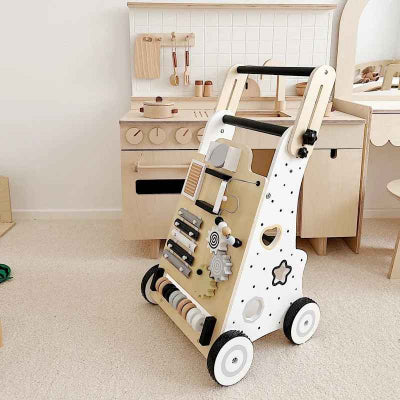 Chariot de marche bébé avec multiples activités éveil