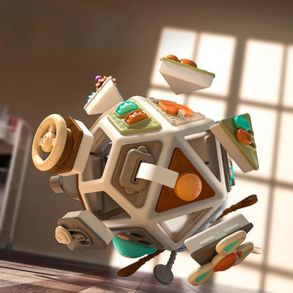Cube d'activité bébé partout ou vous l'amenez 