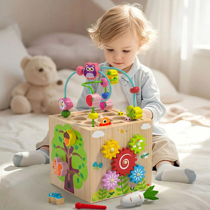 Cube d'activité bébé concentration et connections 