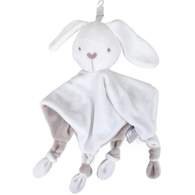 Doudou lapin blanc avec des pattes sous forme de noeud pour agripper.
