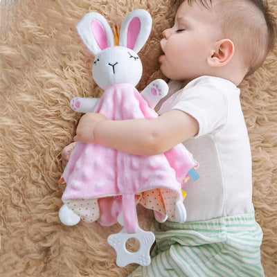 Doudou lapin rose, structures multiples pour un festival de sensations