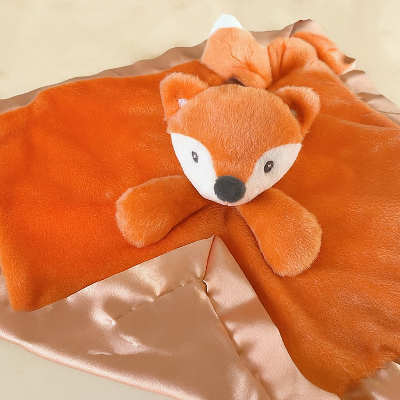 Doux, rassurant, le doudou Renard recommandé dès la naissance