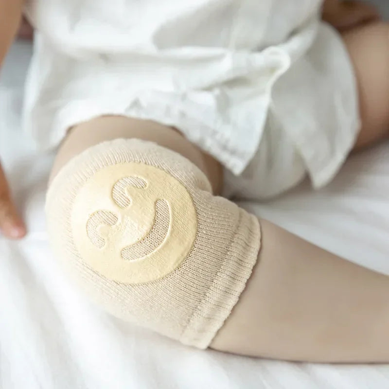 Genouillère bebe pour les genoux au sol le plus possible