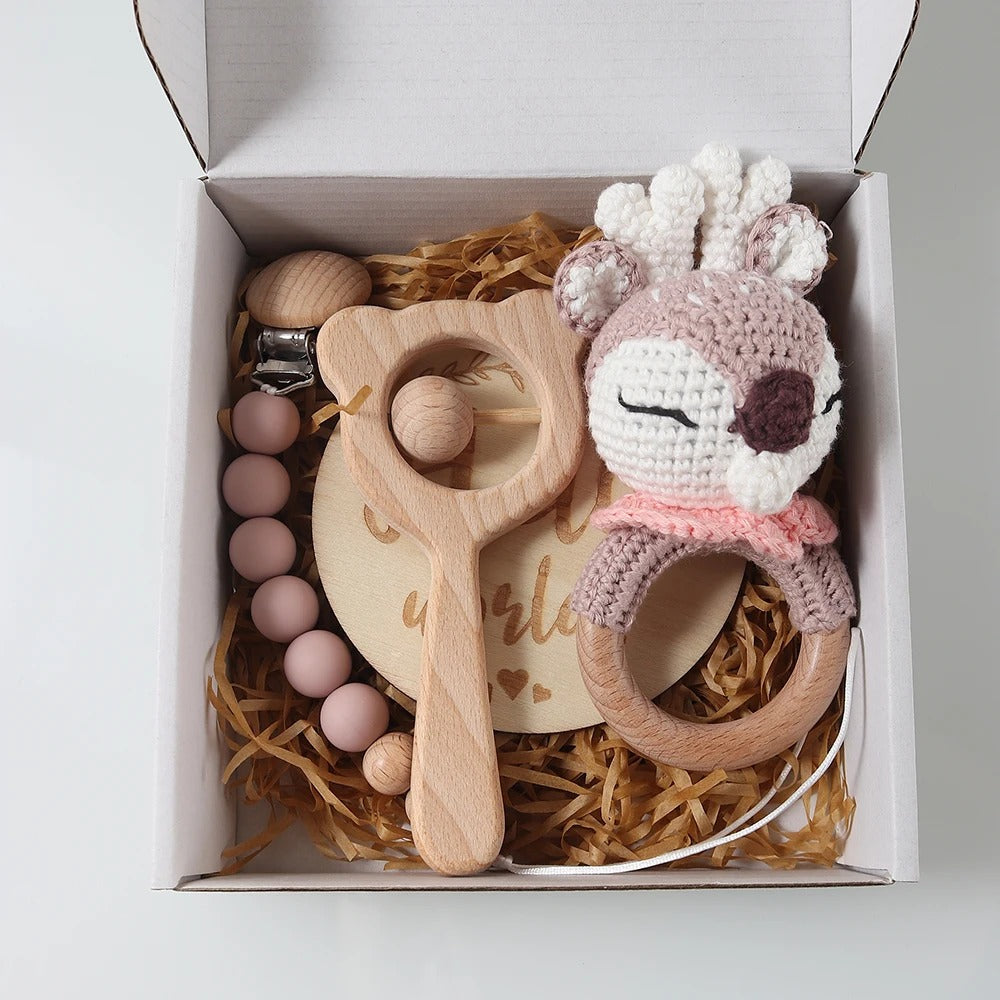 Hochet bébé pack cadeau nouveau-né prune