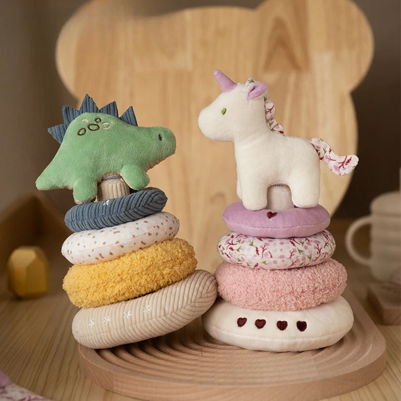 Jouet bebe combine textures et couleurs stimulantes