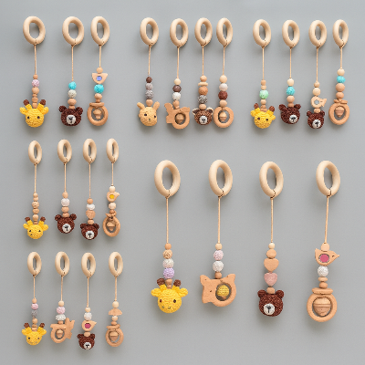 Jouets pour arche d'éveil, pendentifs en bois de hêtre t laine naturel
