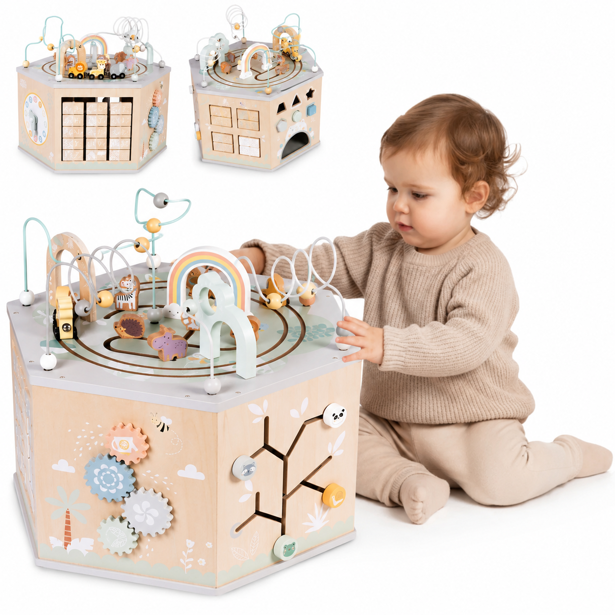 Le plus petit se concentre sur le labyrinthe de perles du cube de motricité