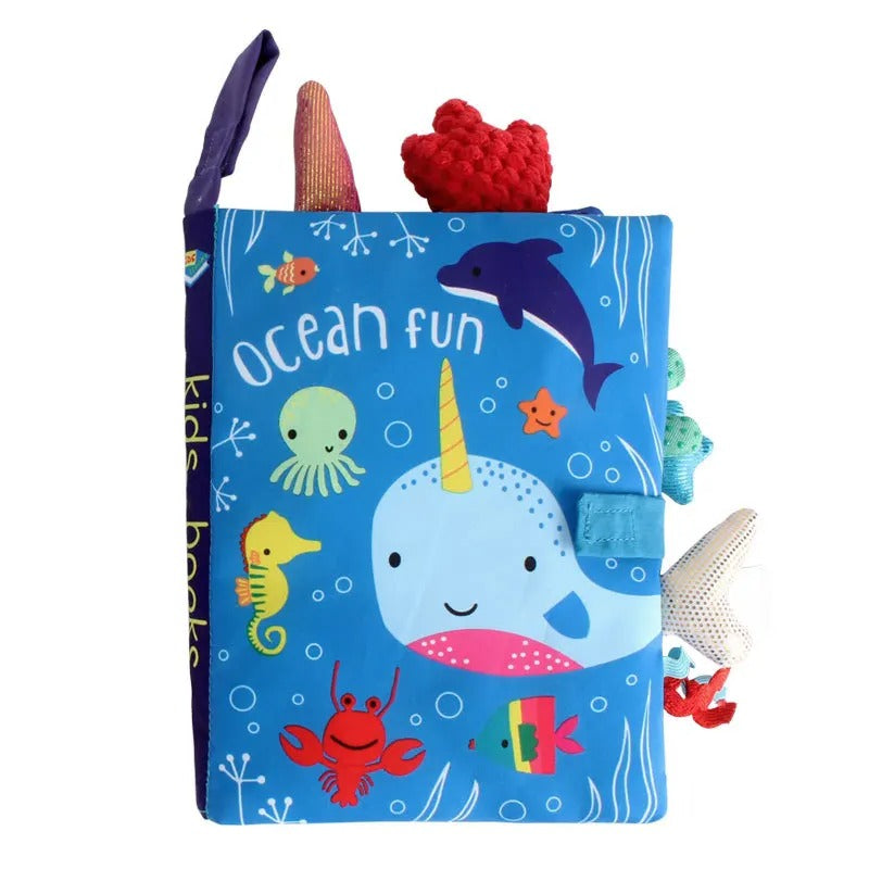 Livre bebe en tissus baleine