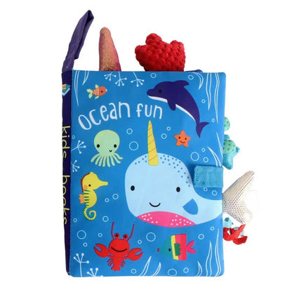 Livre bebe en tissus baleine