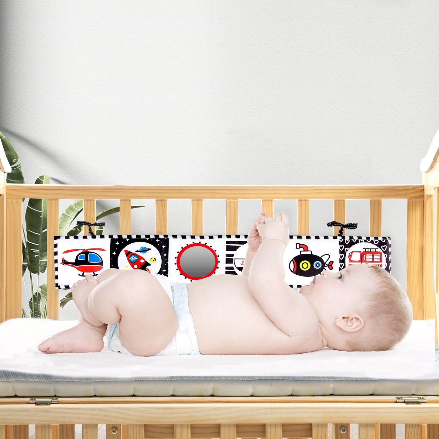 Livre noir et blanc bébé certifié pour peau sensible