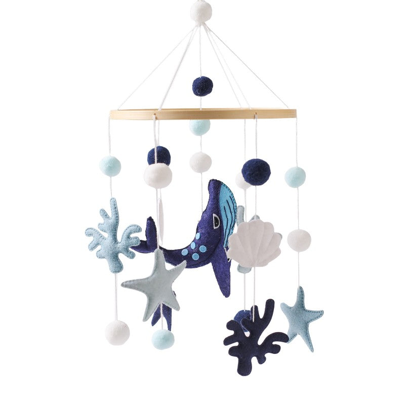mobile bebe baleine bleue
