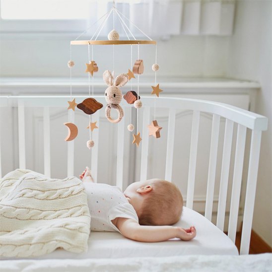 Mobile bebe aide à bien dormir pour mieux se développer