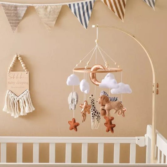 Mobile bebe avec un système de fixation universelle 