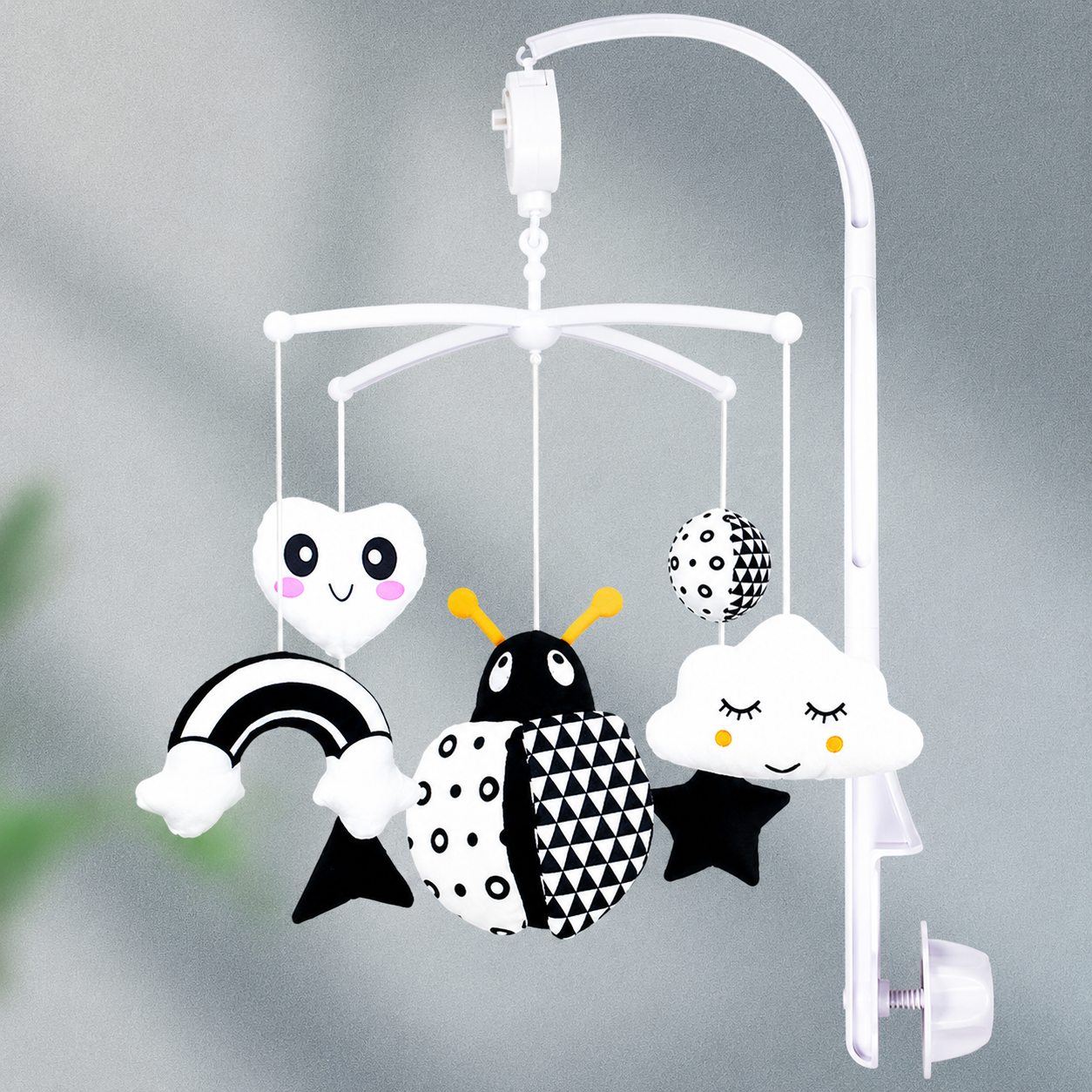 Mobile bébé noir et blanc coccinelle 