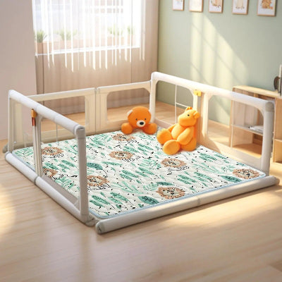 Mousse tapis bebe dans un cadre de jeu et d'éveil approprié