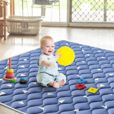 Jouer  pendant des heures avec le sourire aux lèvres sur sa mousse tapis bébé 