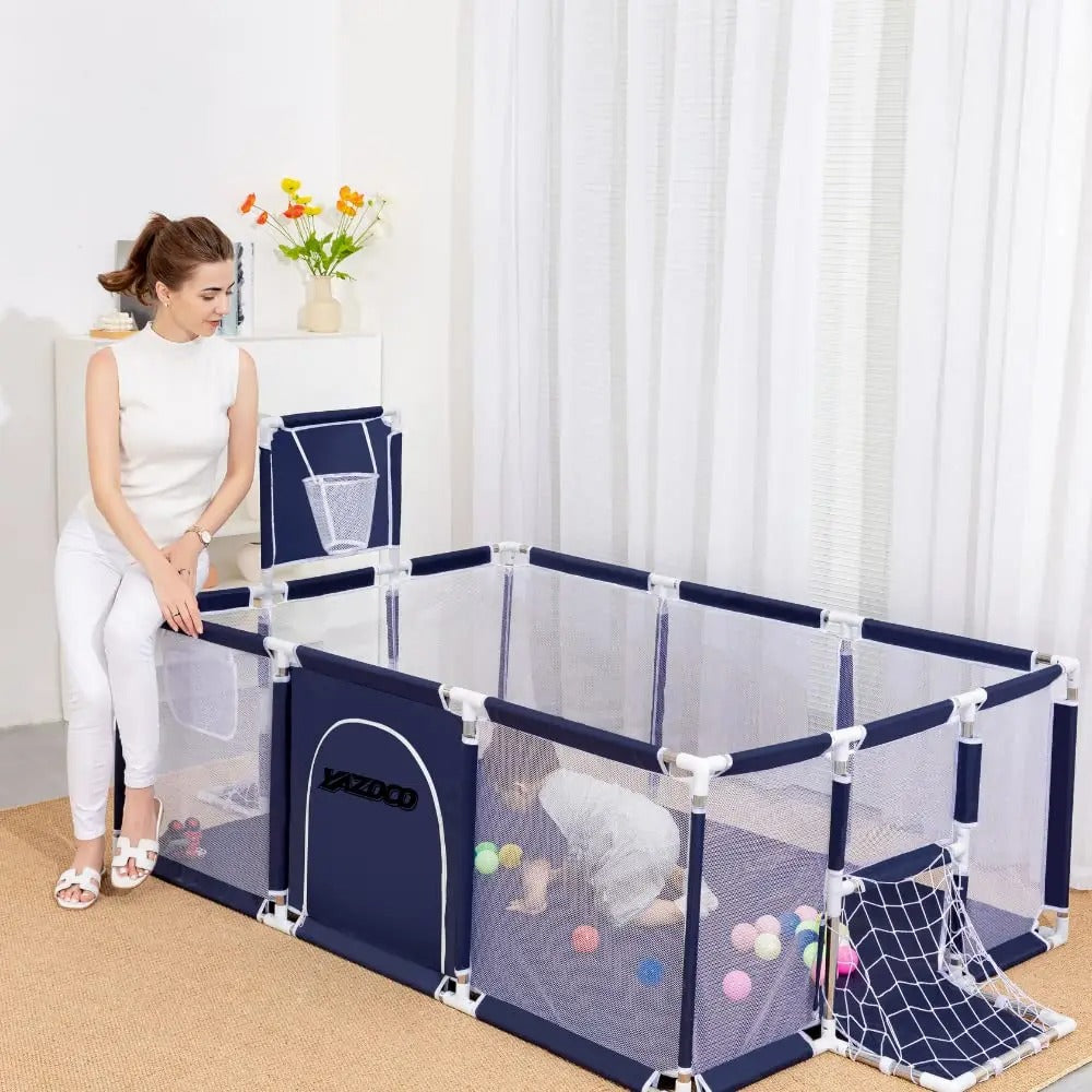 Observation de l'évolution autonome avec le parc pour bebe 